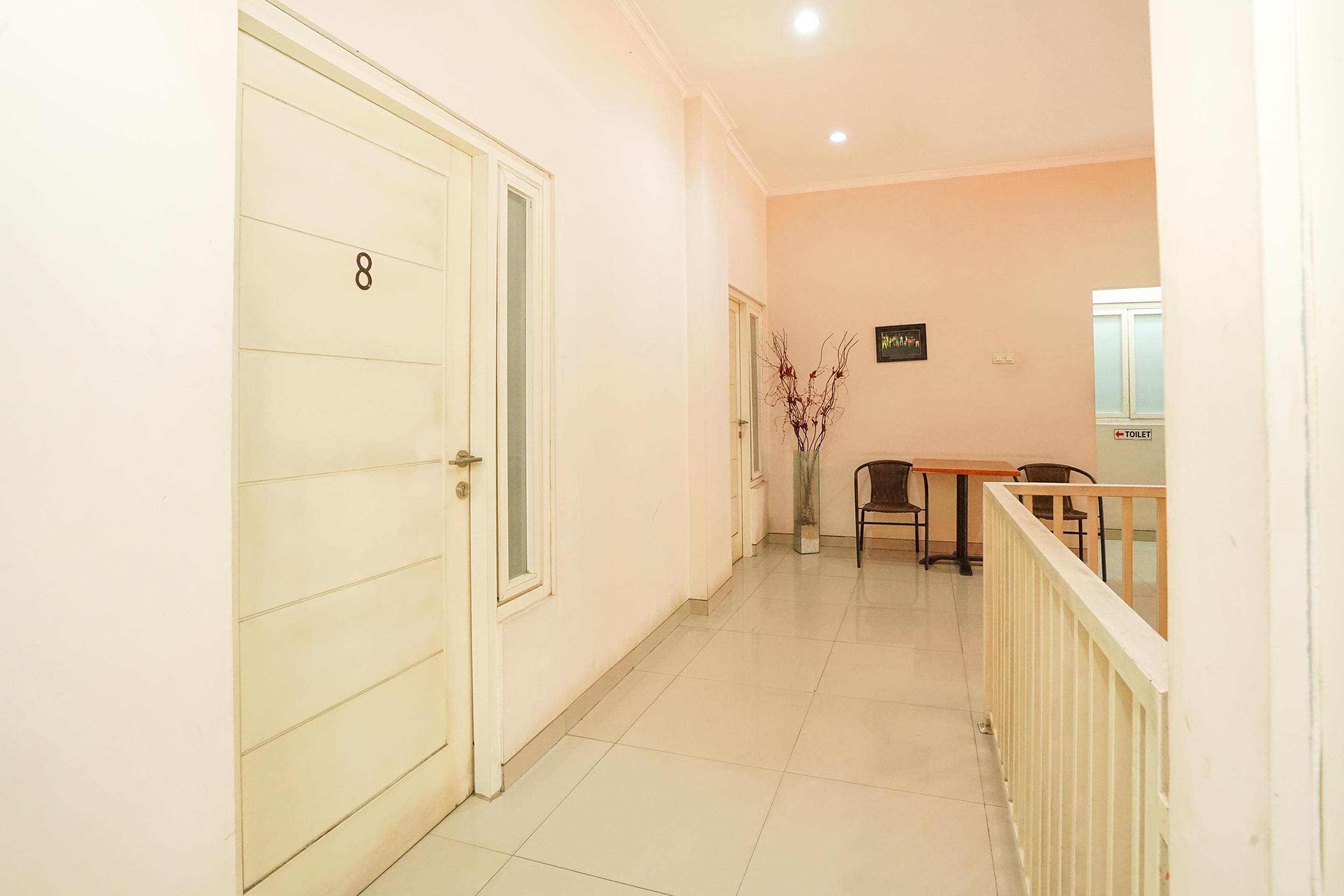 Oyo 450 Semampir Residence Surabaya Eksteriør bilde